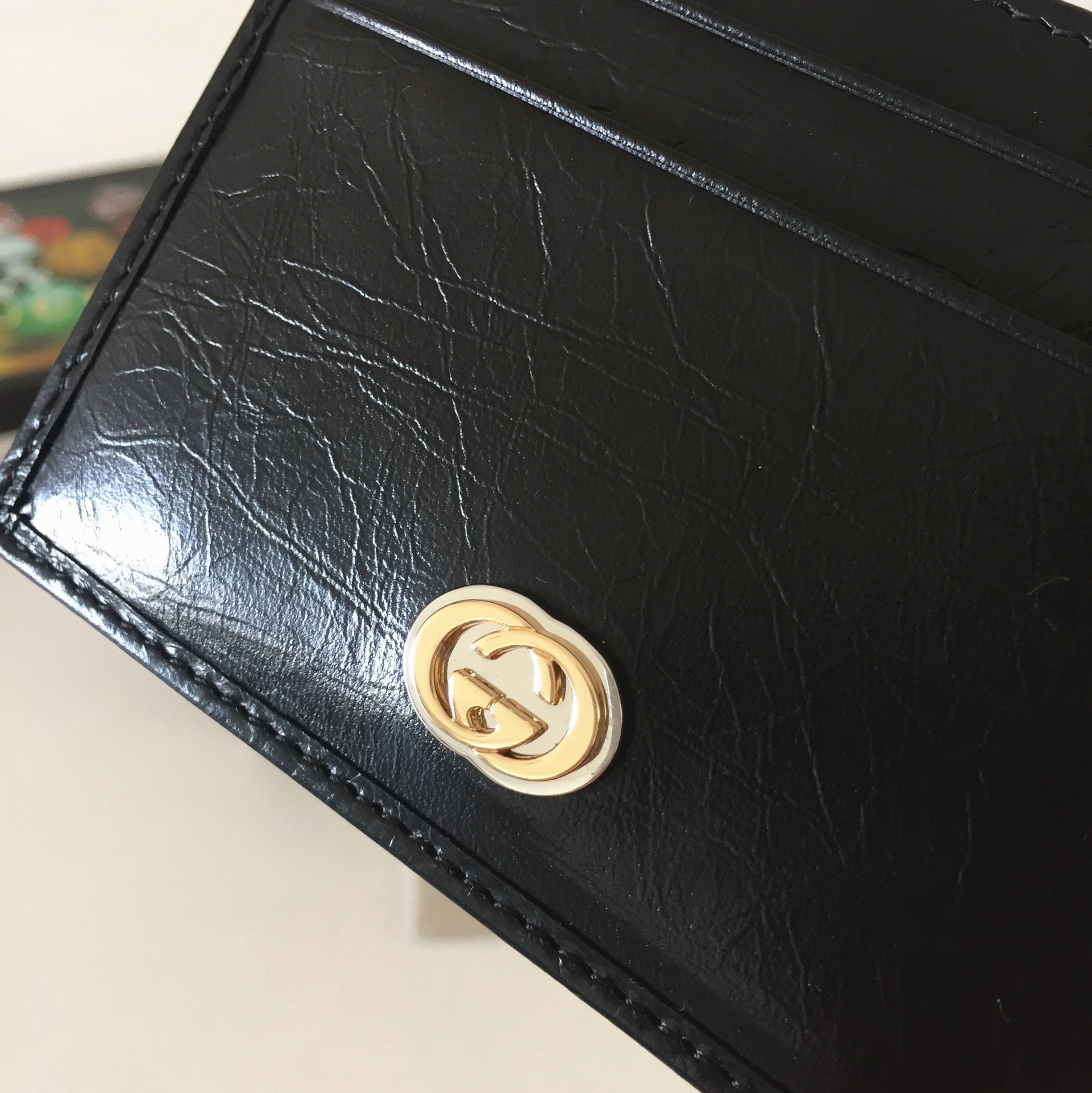 구찌 GG 인토로킹 레더 카드 케이스